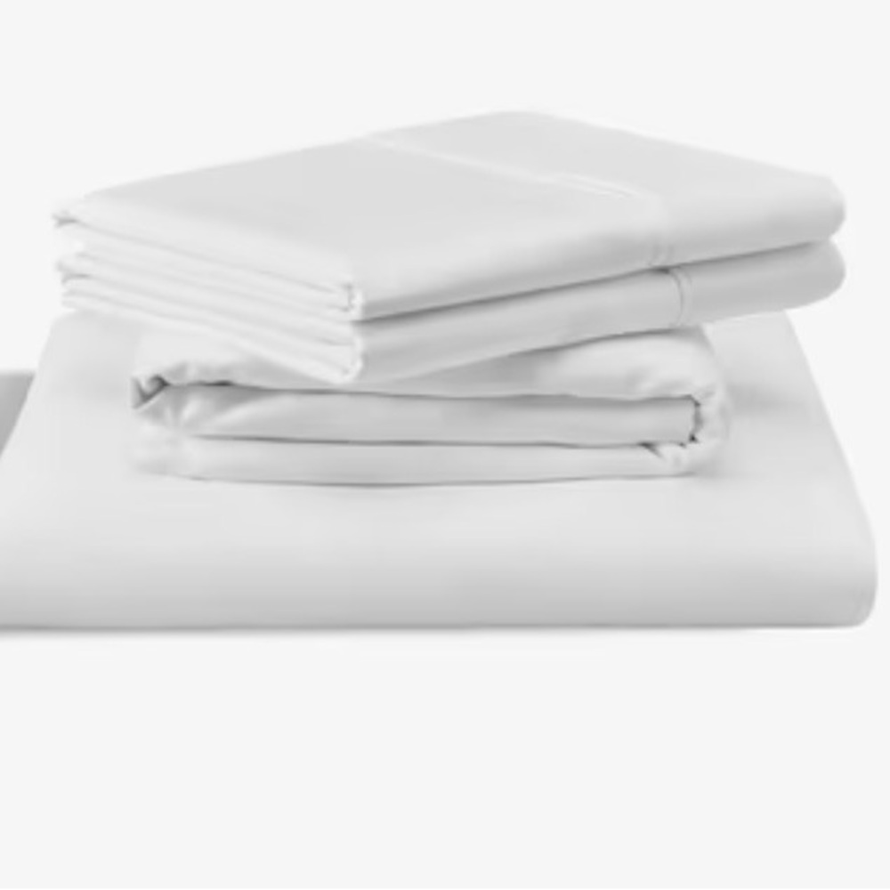 Elegant White Bedding Sheet Set